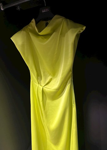 Sarı Drapeli Uzun Straplez Elbise - Görsel 6