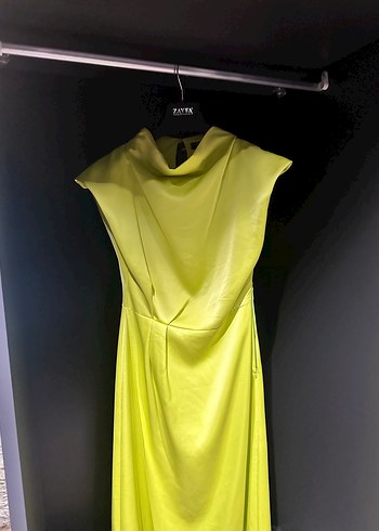 Sarı Drapeli Uzun Straplez Elbise - Görsel 5