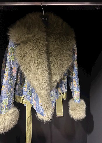 Kadın Gri Desenli Kısa Kürklü Ceket - Görsel 3