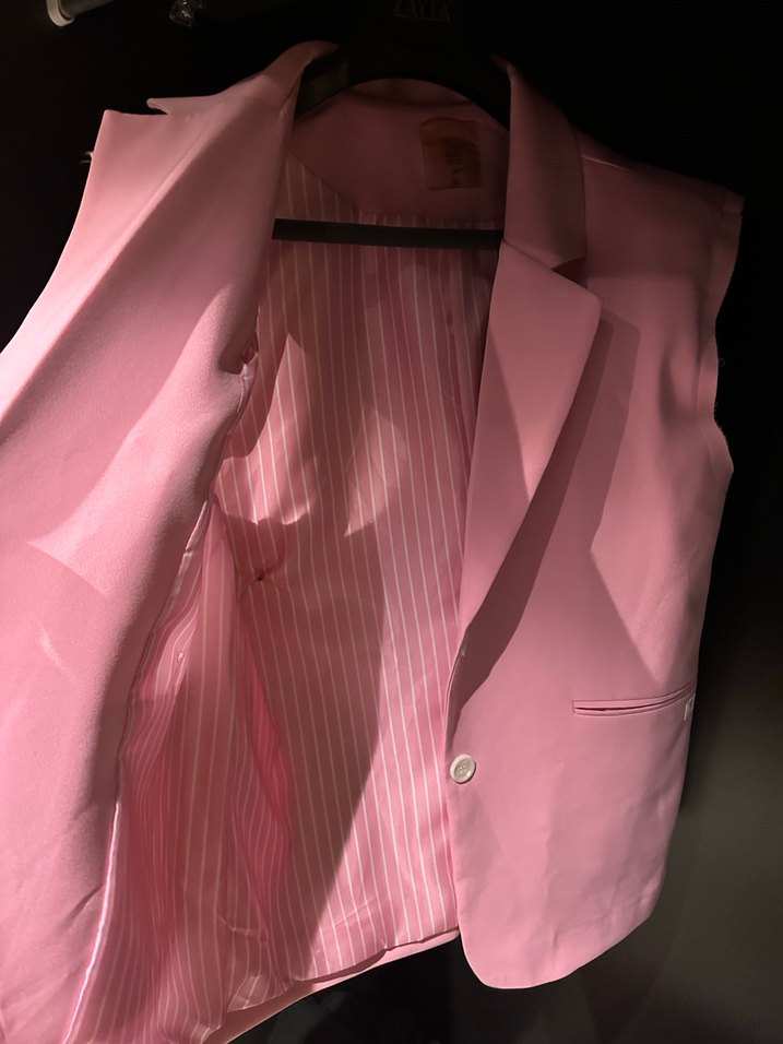 Pembe Düğmeli Kolsuz Midi Blazer - Görsel 2