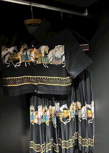 Siyah Baskılı Uzun Kadın Elbise - Görsel 4