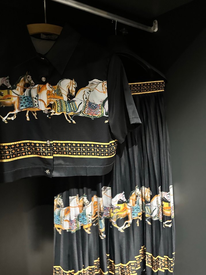 Siyah Baskılı Uzun Kadın Elbise - Görsel 3