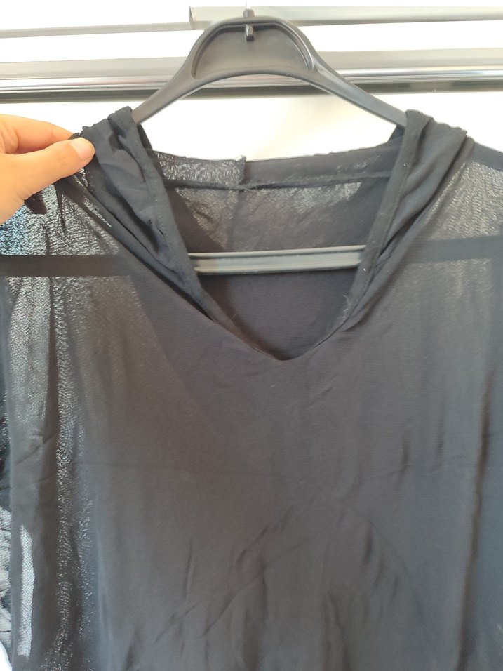 Siyah V Yaka Pareo - Görsel 3