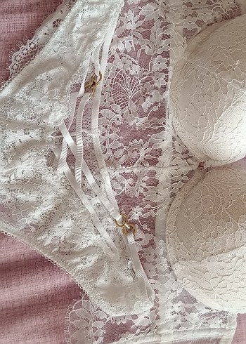 İşlemeli Beyaz Bohem Sütyen Takımı - Görsel 2