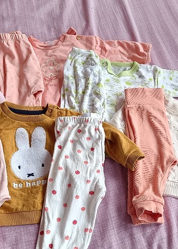 Uzun Kollu Düğmeli Bebek Kız Takımı Pembe - Görsel 3