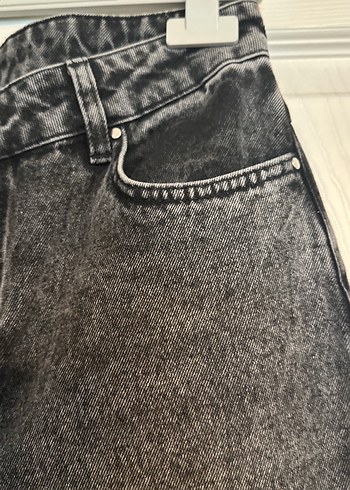 Gri Belden Kemerli Bol Kesim Kadın Kot Pantolon - Görsel 3