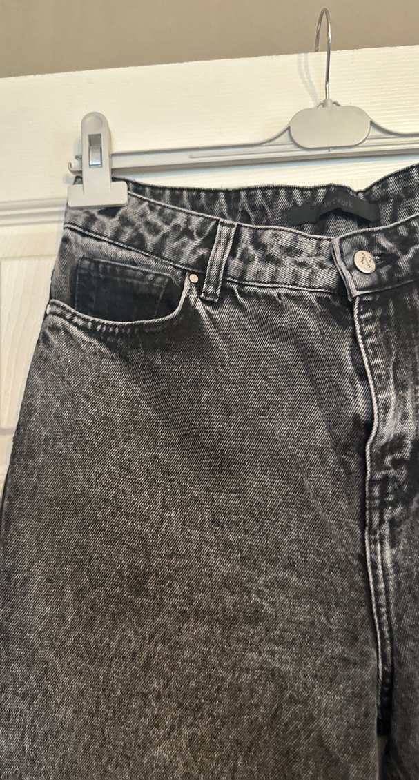 Gri Belden Kemerli Bol Kesim Kadın Kot Pantolon - Görsel 4