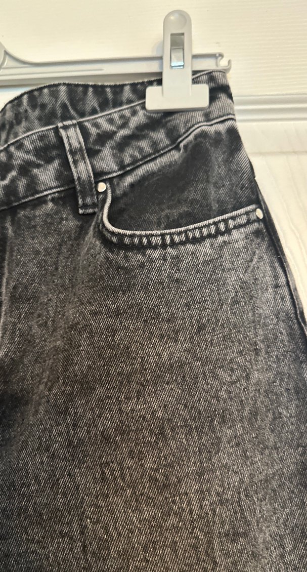 Gri Belden Kemerli Bol Kesim Kadın Kot Pantolon - Görsel 3