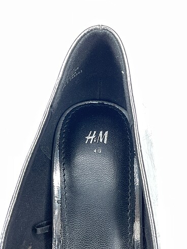 40 Beden çeşitli Renk H&M Stiletto %70 İndirimli.