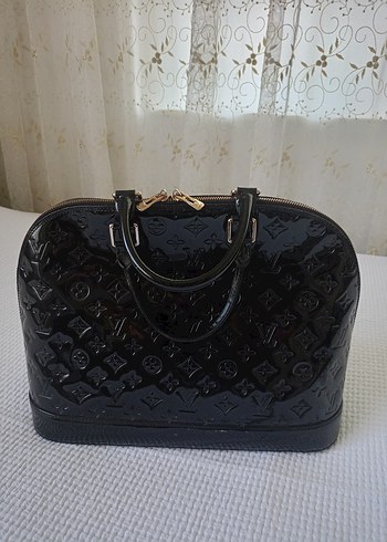 Louis Vuitton Parlak Siyah Deri Kadın El Çantası