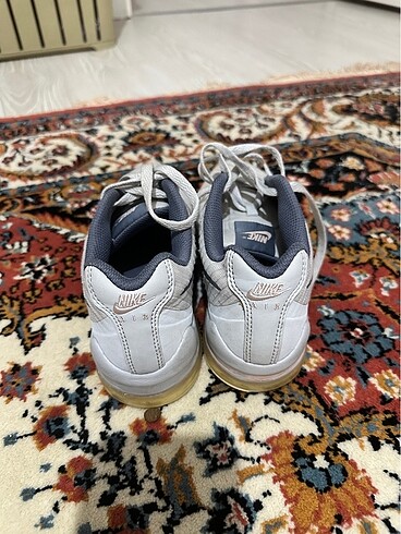 36,5 Beden mavi Renk Nike air spor ayakkabı.