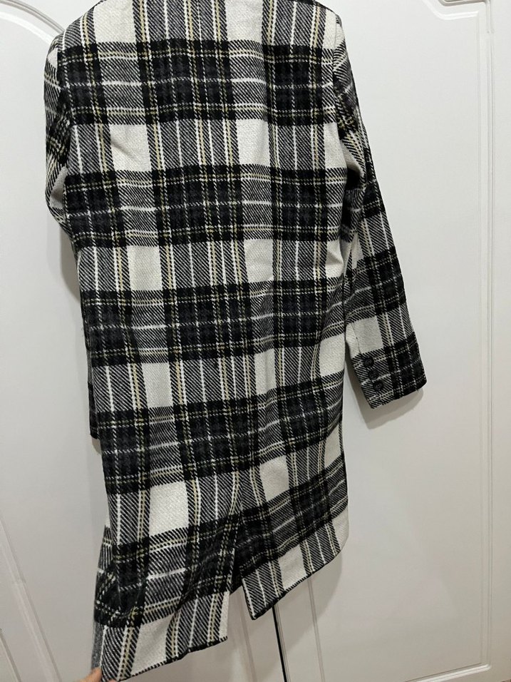 Kadın Gri Ekoseli Uzun Düğmeli Kaban - Görsel 3