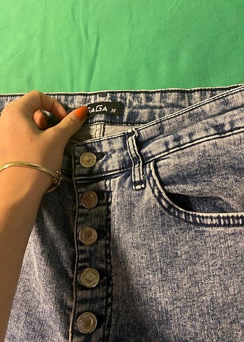 m Beden Düğmeli Midi Boy Kadın Kot Pantolon