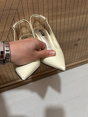 38 Beden Dolce& gabbana stiletto