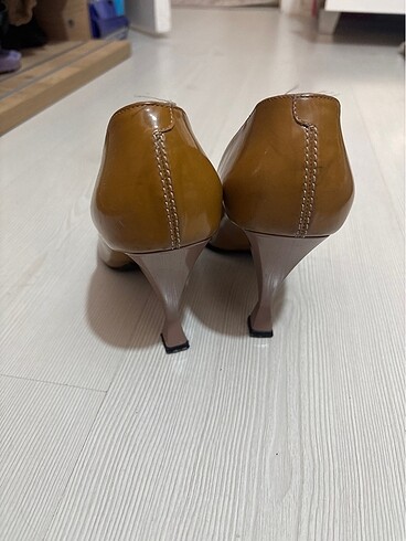 37,5 Beden Giorgıo armani stiletto