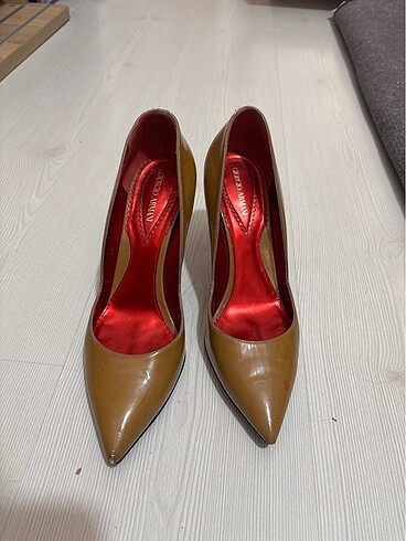 Giorgıo armani stiletto