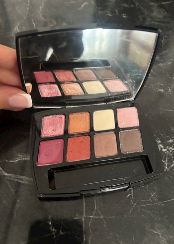 Chanel Koyu Pembe Göz Farı Paleti - Görsel 2