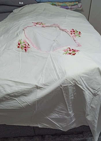 2K Nakışlı Pembe yorgan nevresimi