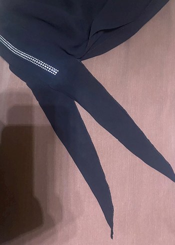 siyah taşlı hazır türban şal - Görsel 3