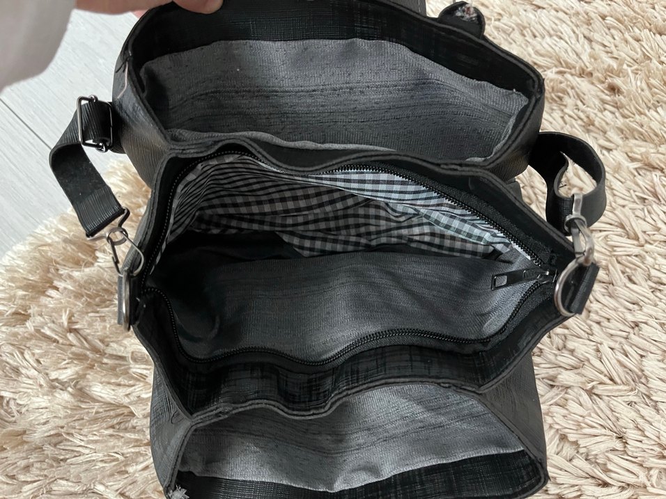 Siyah Deri Tokalı Kadın Çanta - Görsel 3