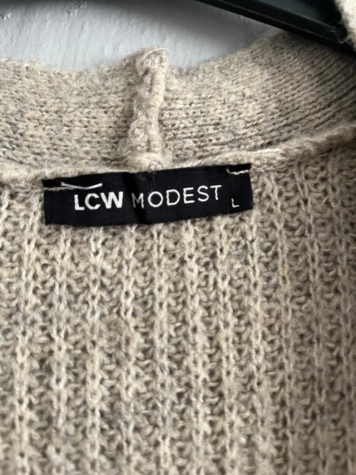 Bej Uzun Örme Yün Hırka - Görsel 3