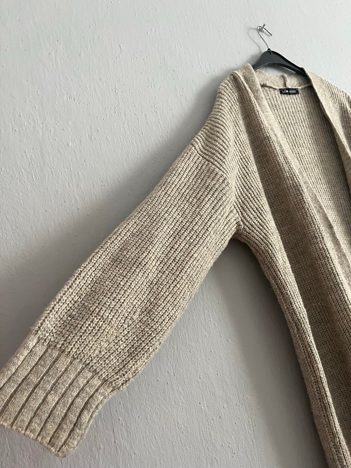 Bej Uzun Örme Yün Hırka - Görsel 2