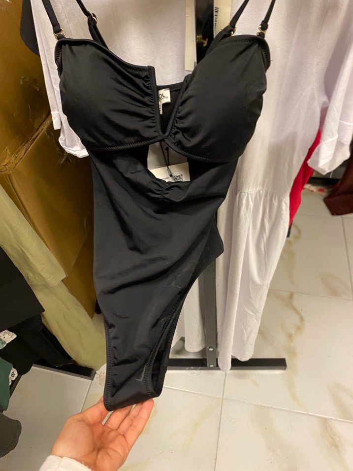 Siyah Kemerli İnce Askılı Kadın Mayo - Görsel 3