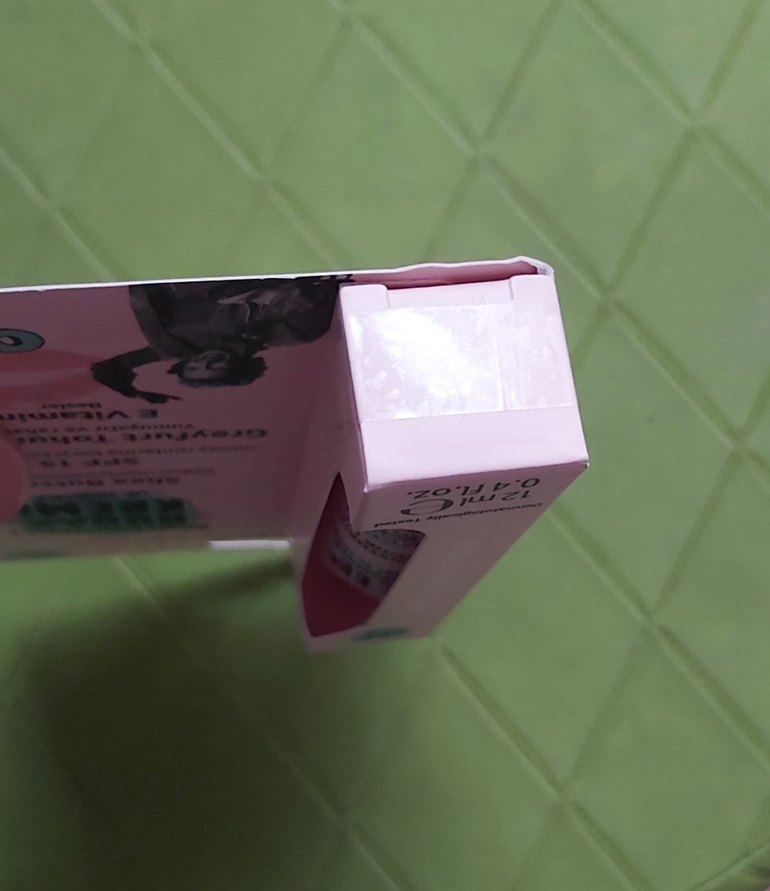 Petite Maison Nemlendirici Dudak Kremi SPF15 - Görsel 3