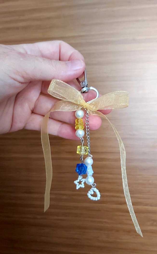 Altın Renkli Bohem Kurdeleli Anahtarlık - Görsel 3