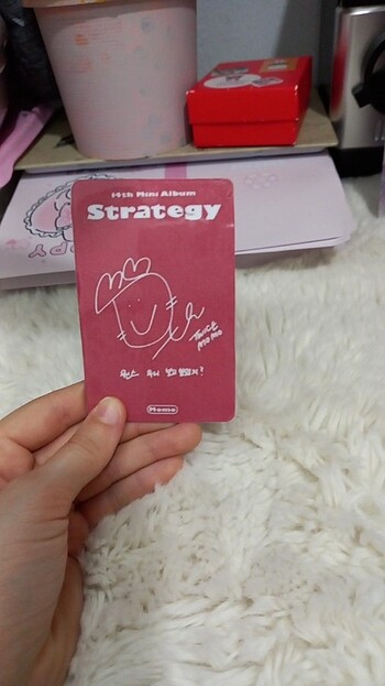 Diğer Momo photocard 