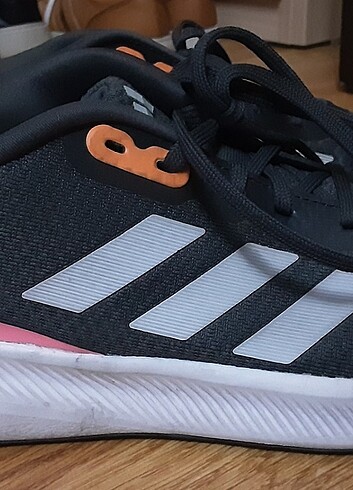 Adidas Kadın Spor Ayakkabı