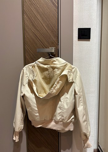 Kapüşonlu Yağmurluk - Görsel 2