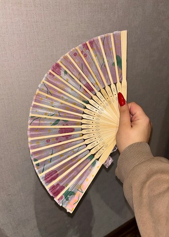 Pembe Çiçek Desenli Katlanabilir Yelpaze - Görsel 2