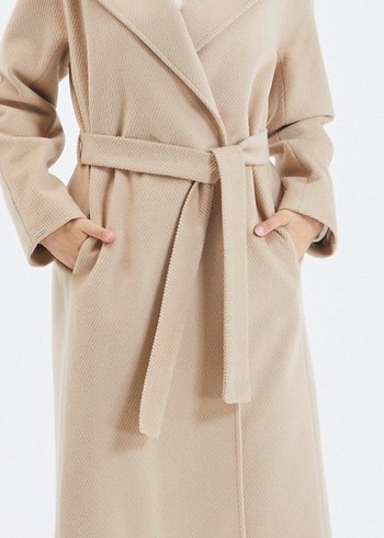 Klasik Bej Kadın Uzun Kürklü Kaban - Görsel 2