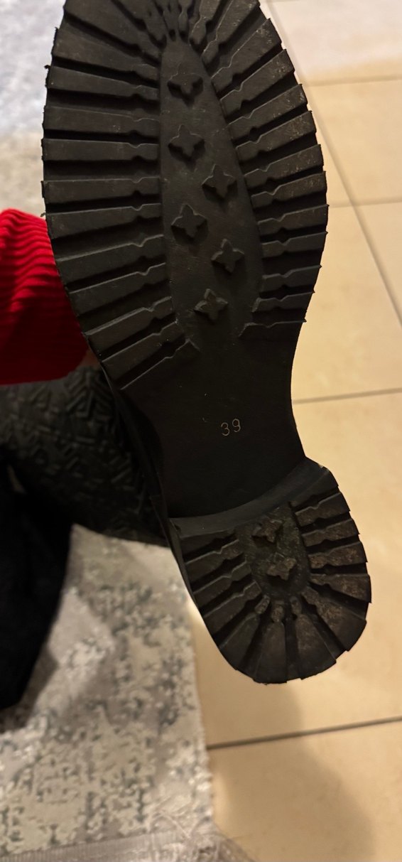 Kadın Siyah Desenli Deri Dizüstü Tokalı Botlar elle marka - Görsel 3