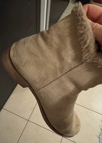 Bej Süet Kadın Elle  bot - Görsel 2