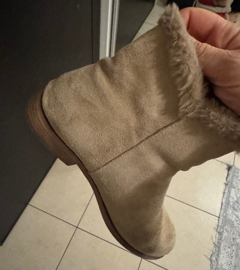 Bej Süet Kadın Elle  bot - Görsel 2