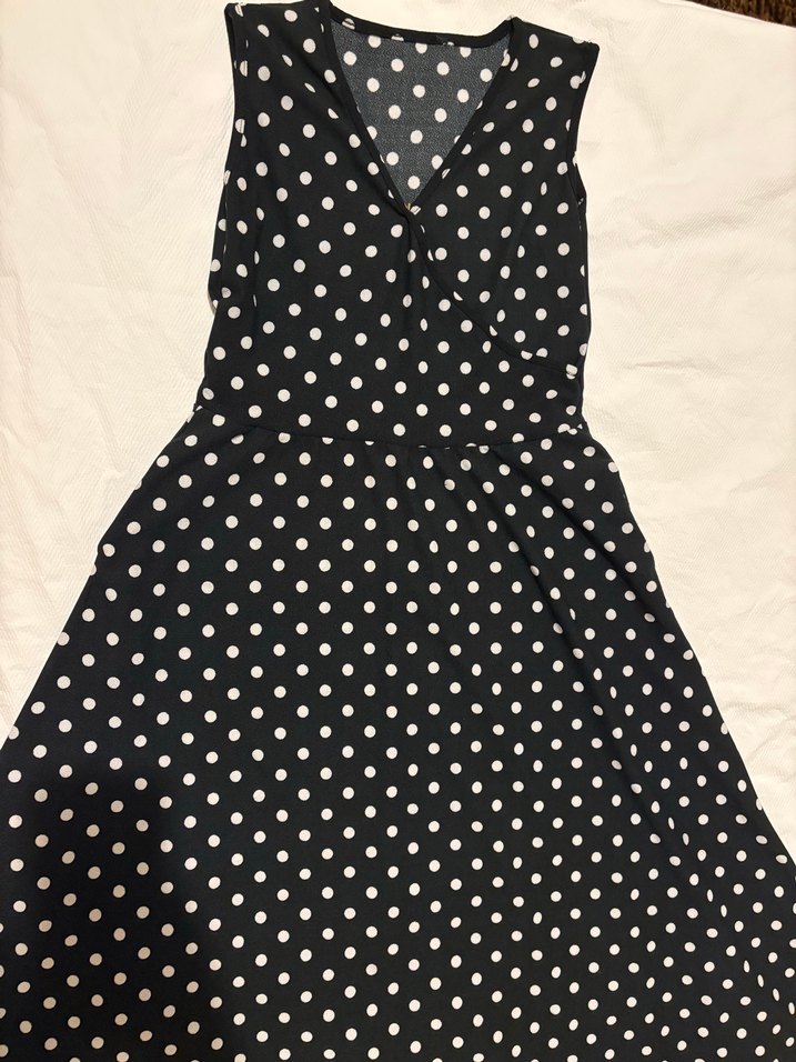 Puantiye Desenli  cepli kruvaze  elbise - Görsel 3