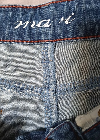 27 Beden Mavi Midi Denim Şort