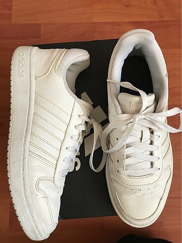 38,5 Beden beyaz Renk Adidas ayakkabı
