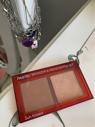 Pastel Pastel Bronzer&Highlighter Palet