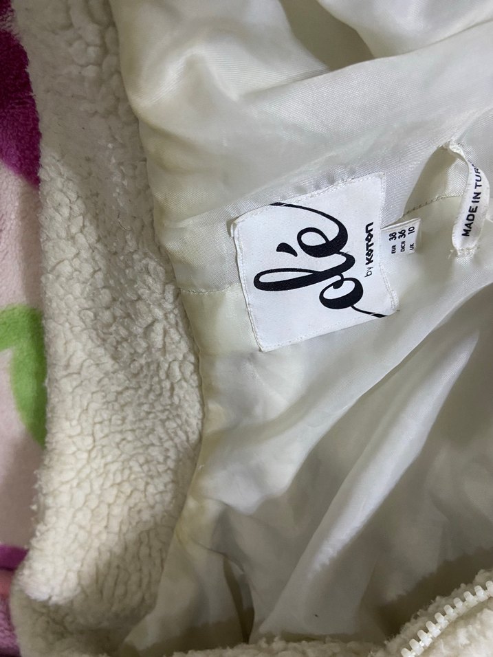 Kadın Beyaz Peluş Fermuarlı Ceket - Görsel 2