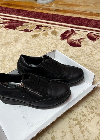 Siyah Kadın Dolgu Topuklu Günlük Ayakkabı