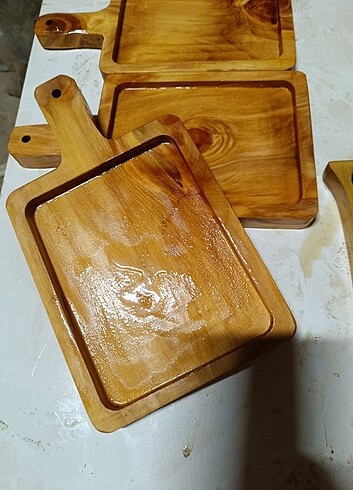 Beden Renk Ardıç Ağacından CNC Kesim Sunum Tahtası 240x135 mm