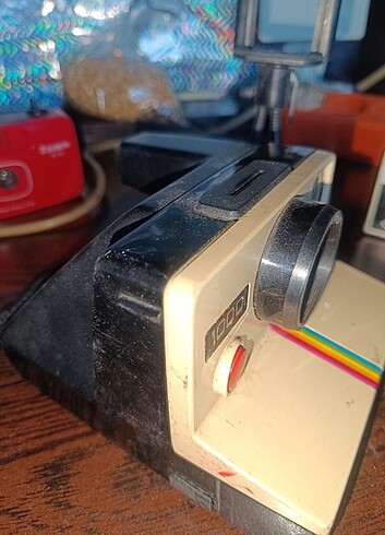 Polaroid Land Camera 1000 ? Anı Yaşa, Anında Yakalayarak! 