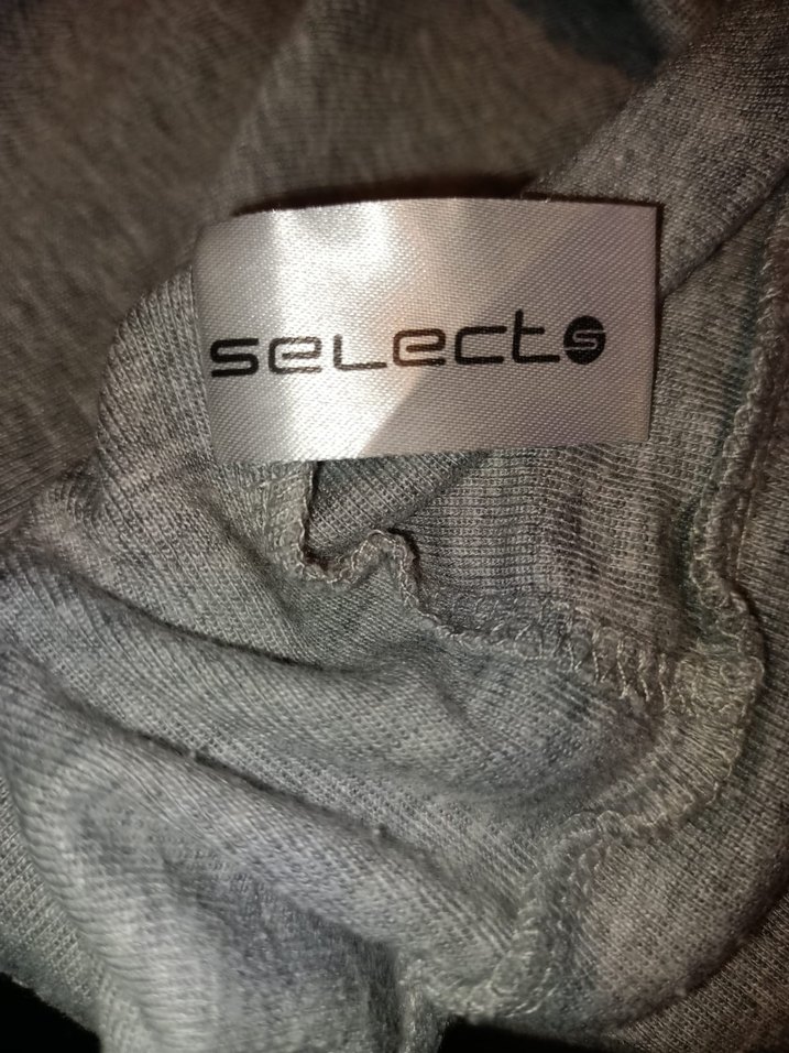 Gri V Yaka Düğmeli Kadın Hırka - Görsel 3