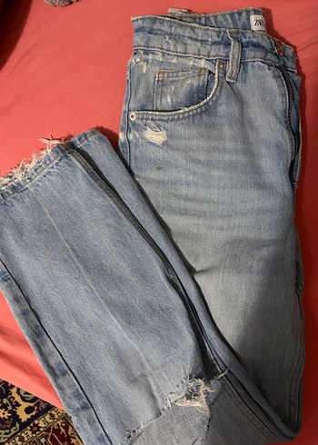 Zara Yırtık Mom Jean - Görsel 6