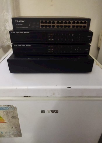 TP-Link 24 Portlu Ağ Anahtarı ve Dijital Video Router - Görsel 2