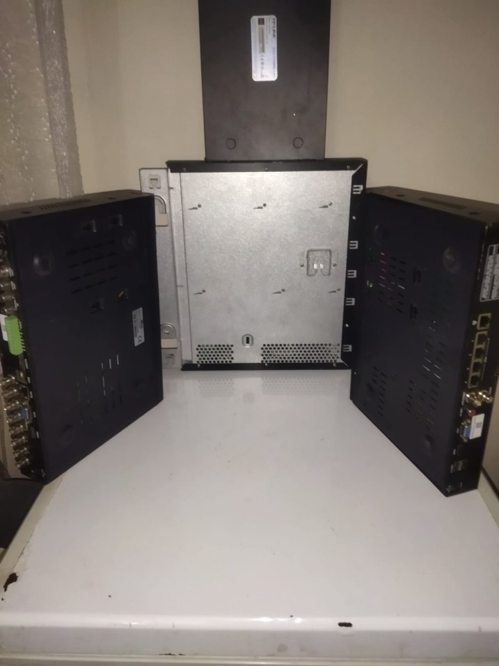 TP-Link 24 Portlu Ağ Anahtarı ve Dijital Video Router - Görsel 4