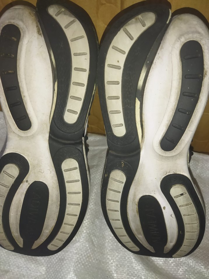 Gri Adidas Erkek Spor Ayakkabı - Görsel 3